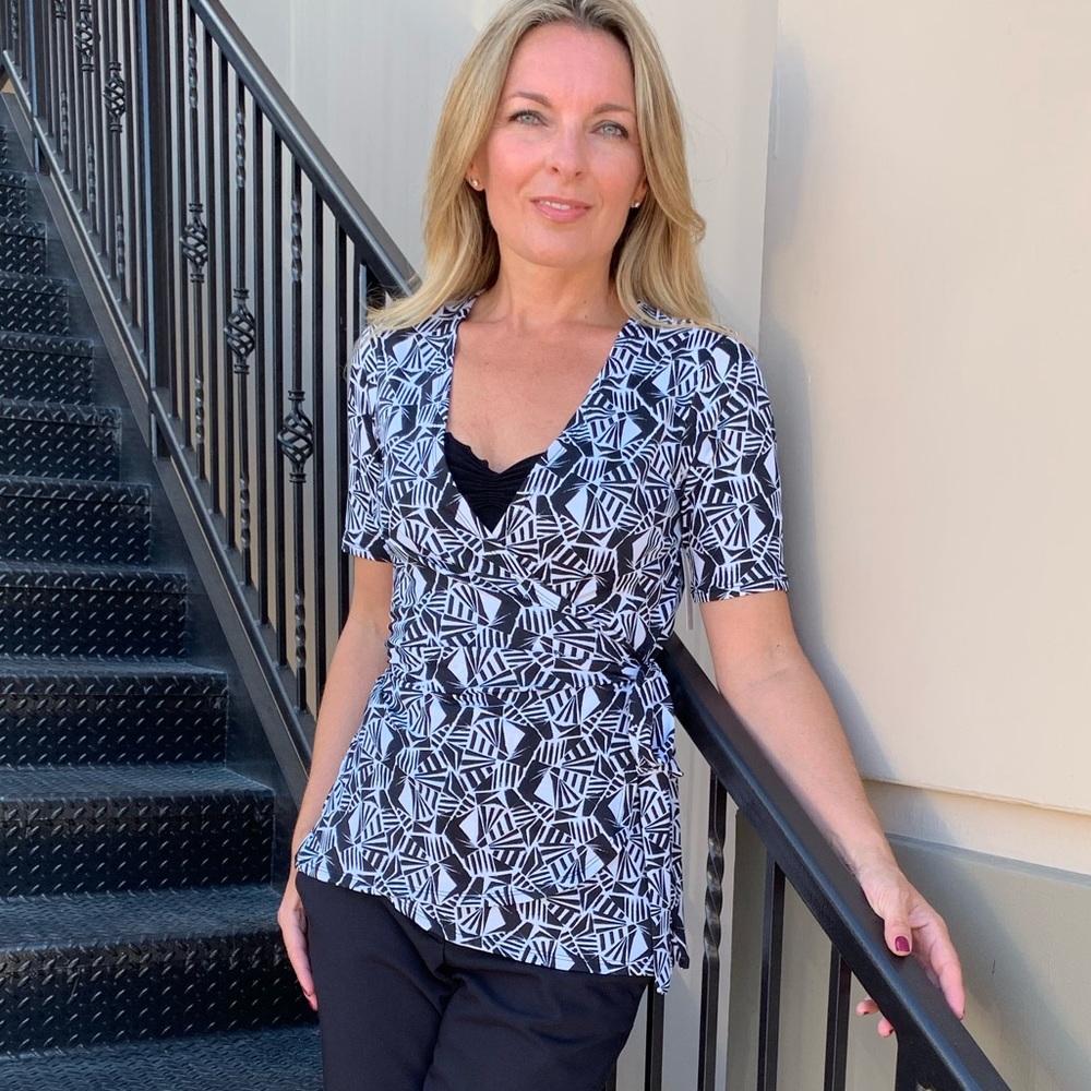 Geometric print wrap top